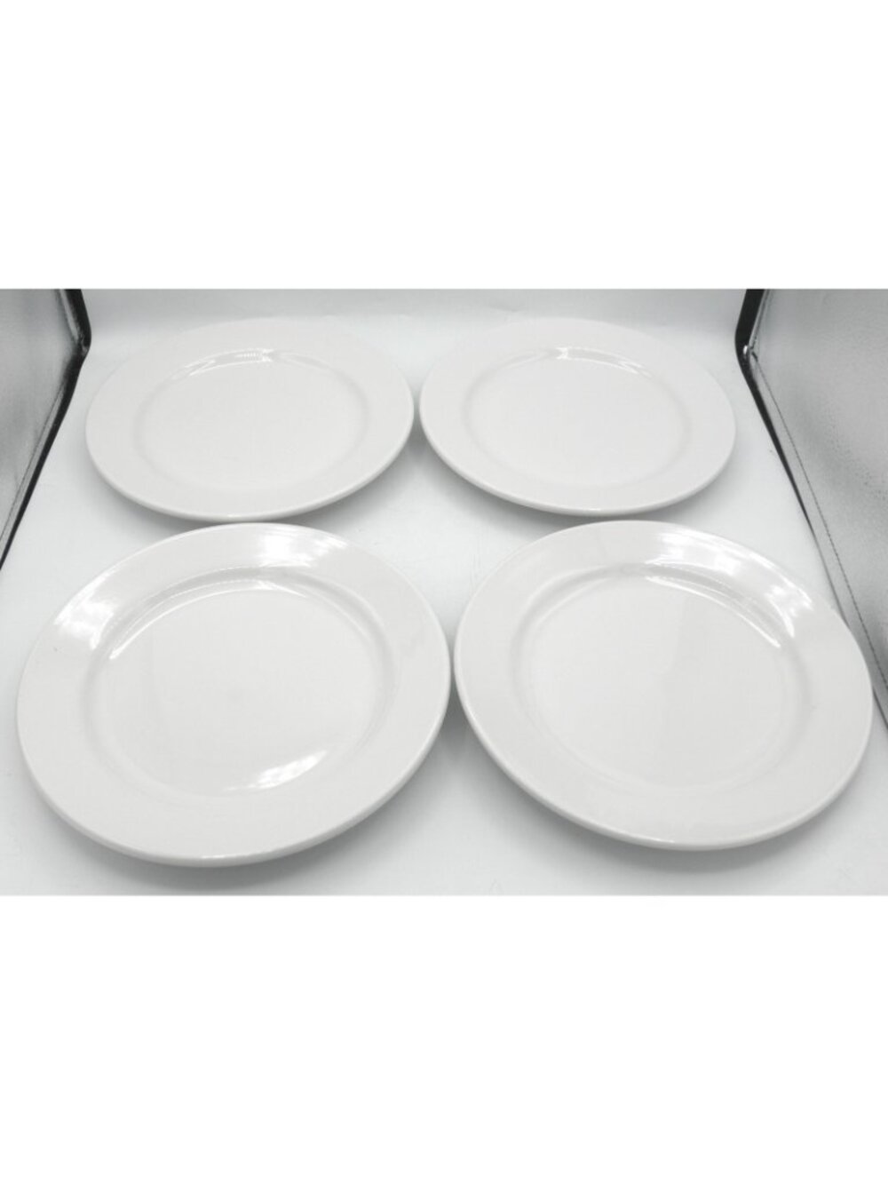 Seville by Homer Laughlin 9-1/8 Inch Luncheon Plate Set of 4 Pattern: HLCSEV - Picture 7 of 7